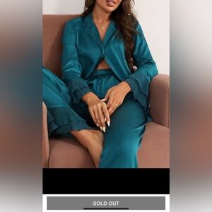 Elegant Blue Women's Pajama Set